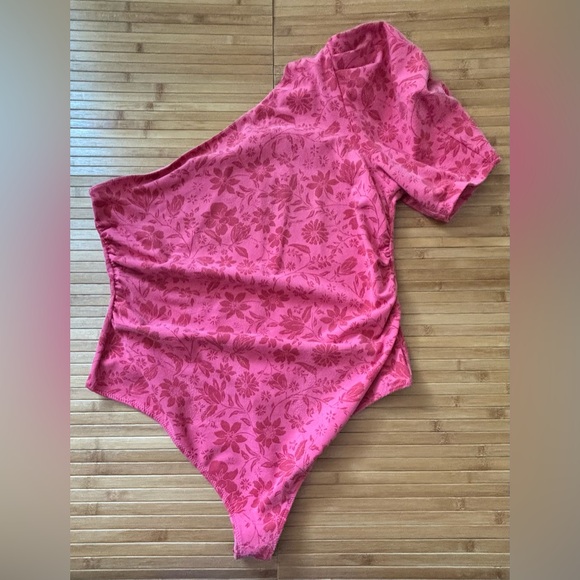 Free People Vibrant Pink Floral Bodysuit - Picture 1 of 3